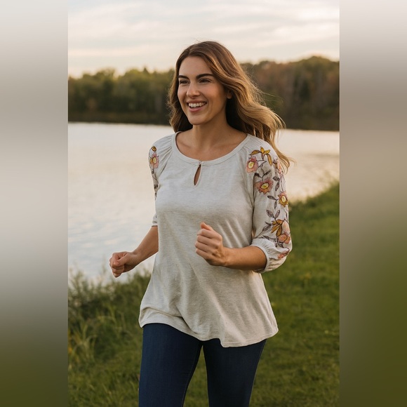 J. Jill Embroidered Sleeve‎ Tunic Beige Size Large - Picture 2 of 9